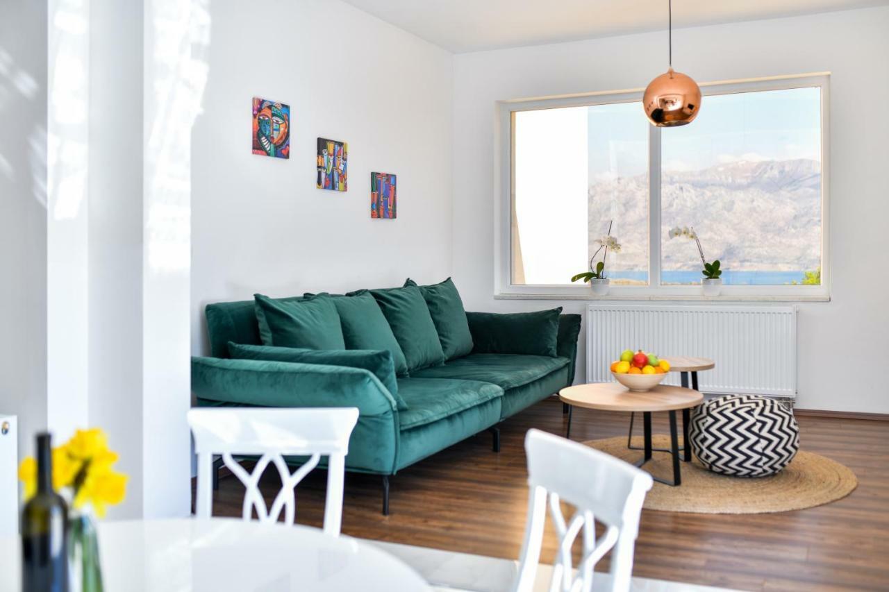 Apartman Space Ražanac Eksteriør bilde