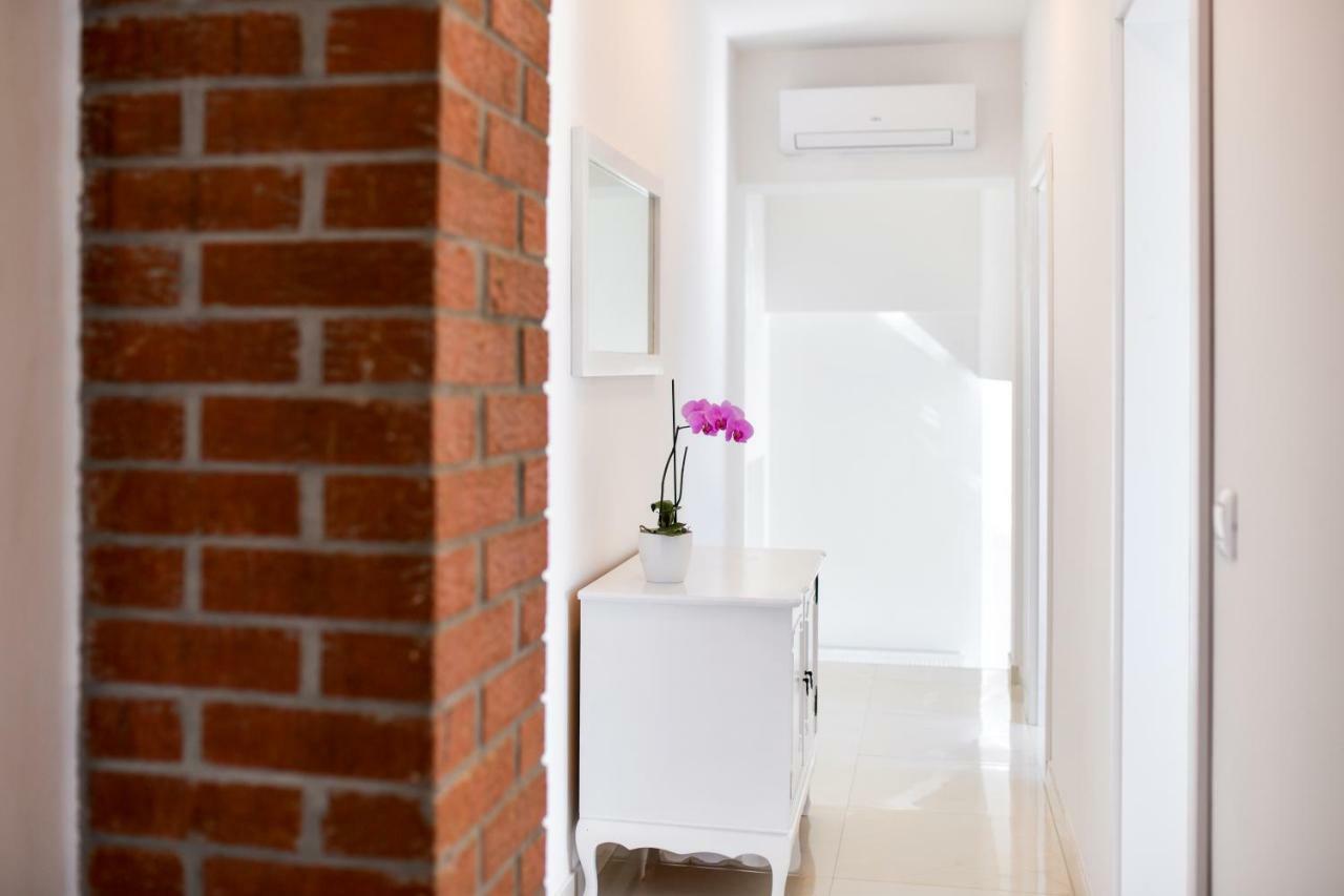 Apartman Space Ražanac Eksteriør bilde